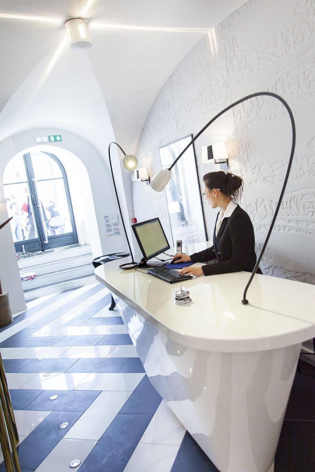 The Originals Boutique, Hotel Le Lion, Clermont-Ferrand Eksteriør billede